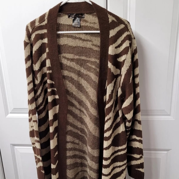 Coco & Shay Sweaters - Coco & Shay Cardigan Sweater Women's Size: 3X Open Front